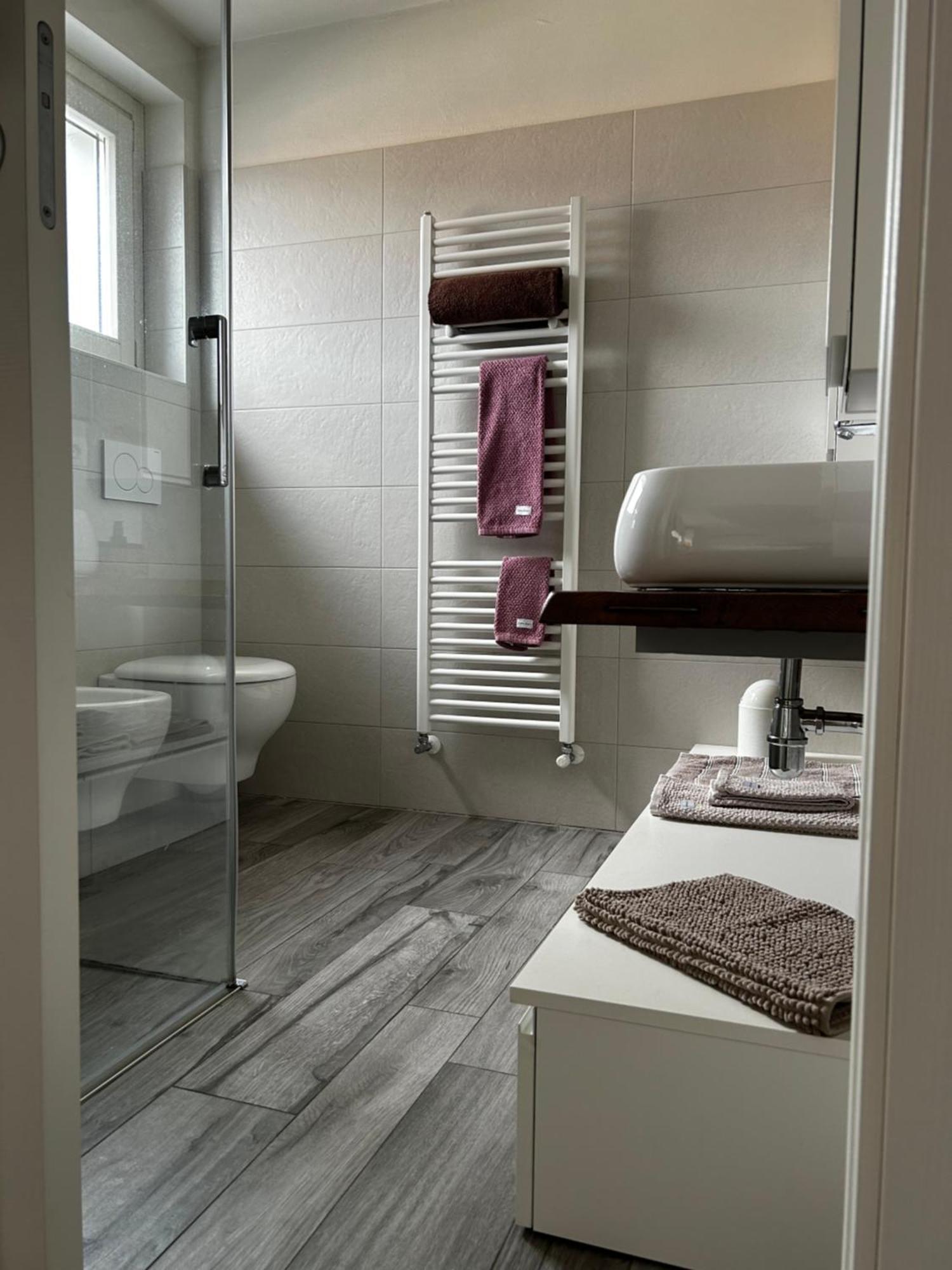 Colico City Life Luaran gambar